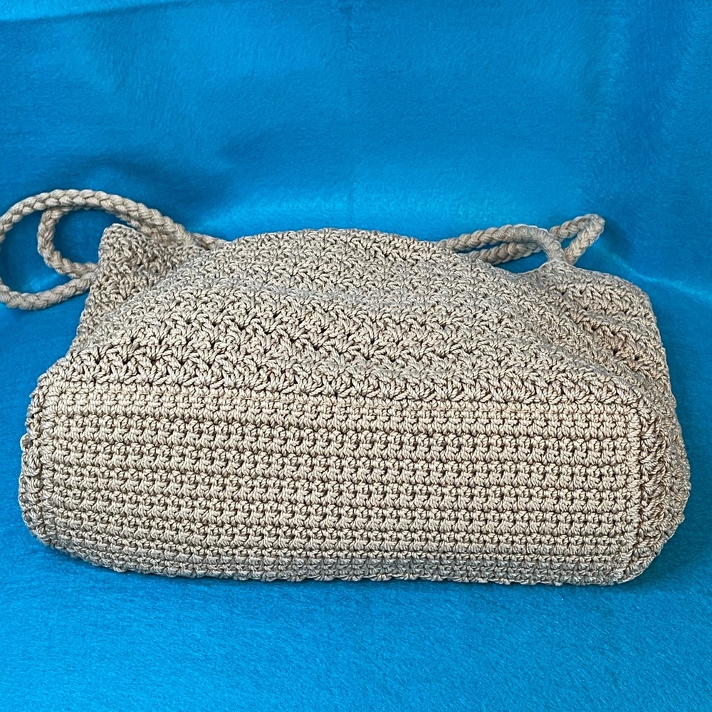 👜 The Sak Beige Crochet Shoulder Bag. Great Casual Bag. 👜 - Picture 5 of 11